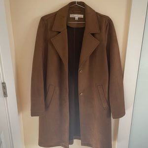 KENNETH COLE BROWN COAT • SIZE MEDIUM • Good condition ✨